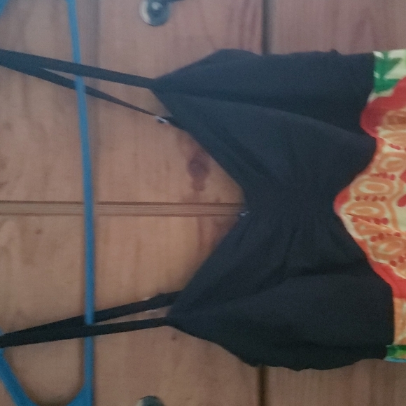 A colorful Dress - Picture 2 of 5